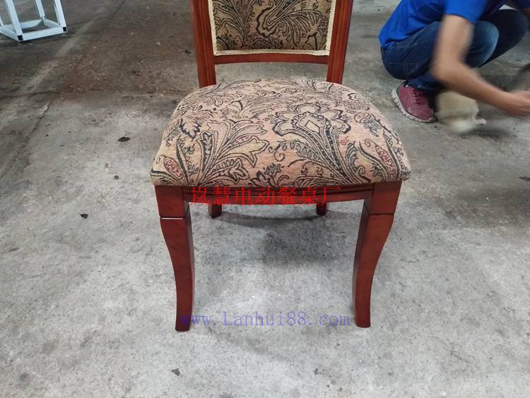 實木餐桌餐椅訂制